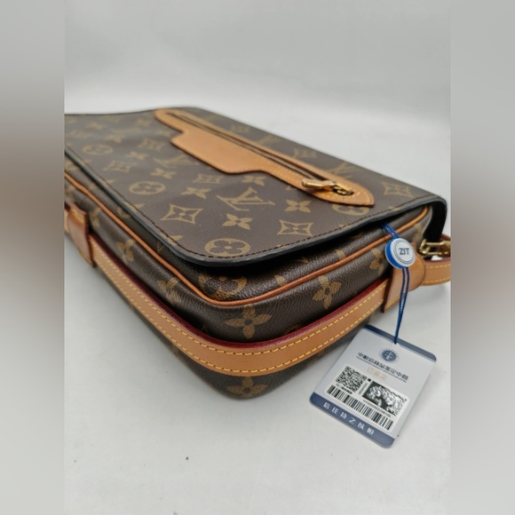 Authentic Louis Vuitton monogram Saint Germain crossbody - Picture 7 of 14